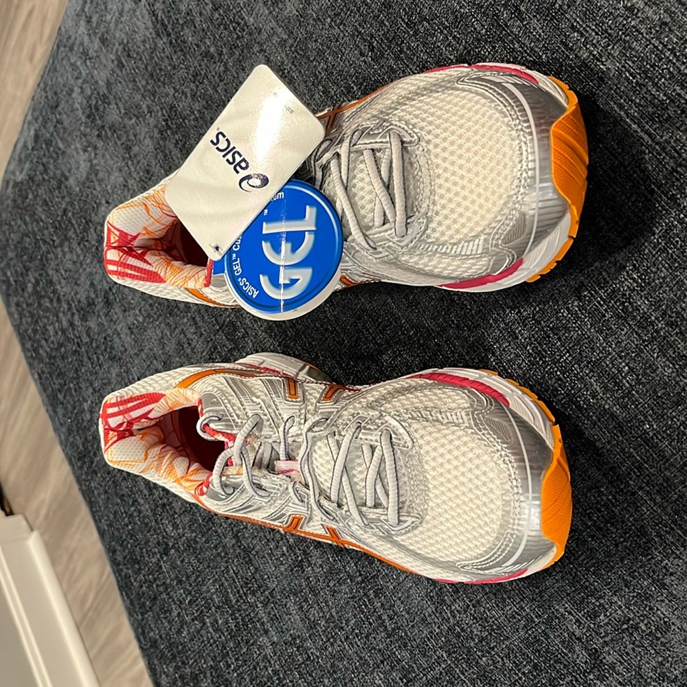 Asics GT 2000 Women’s Gel New in Box